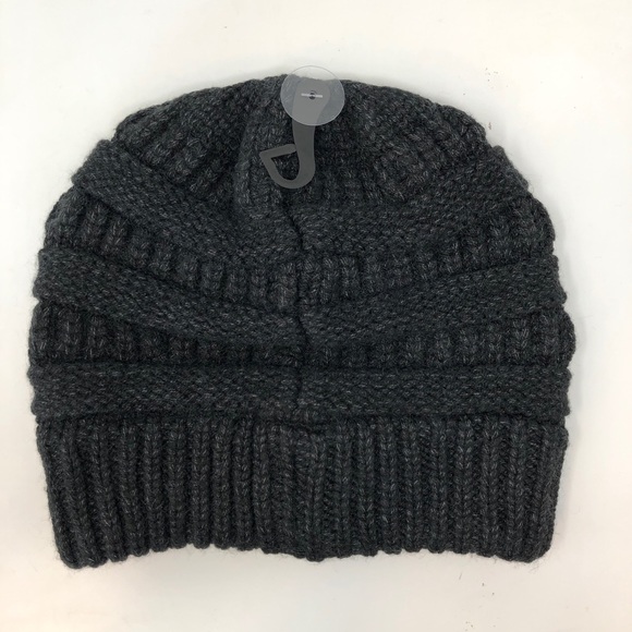 NWT C.C MIXED SOFT YARN BEANIE BLACK/GRAY - Picture 2 of 3